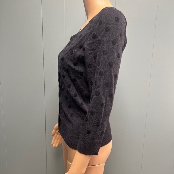 White House Black Market Black Polkadot Gray Cardigan 3/4 sleeve Snap Closures M - Picture 3 of 10
